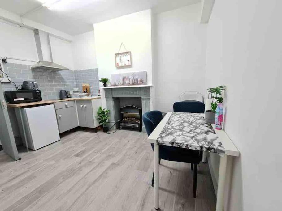 דירות Nice Flat Near Central לונדון מראה חיצוני תמונה