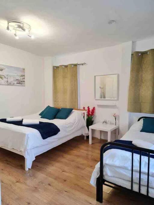 דירות Nice Flat Near Central לונדון מראה חיצוני תמונה
